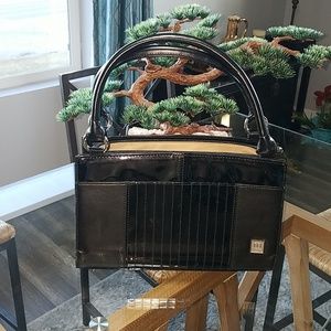 Black patent Miche shell